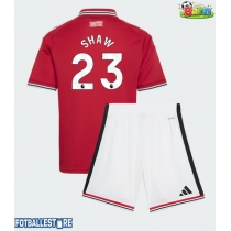 Manchester United Luke Shaw #23 Hjemmedraktsett Barn 2026-27 Kortermet (+ Korte bukser)